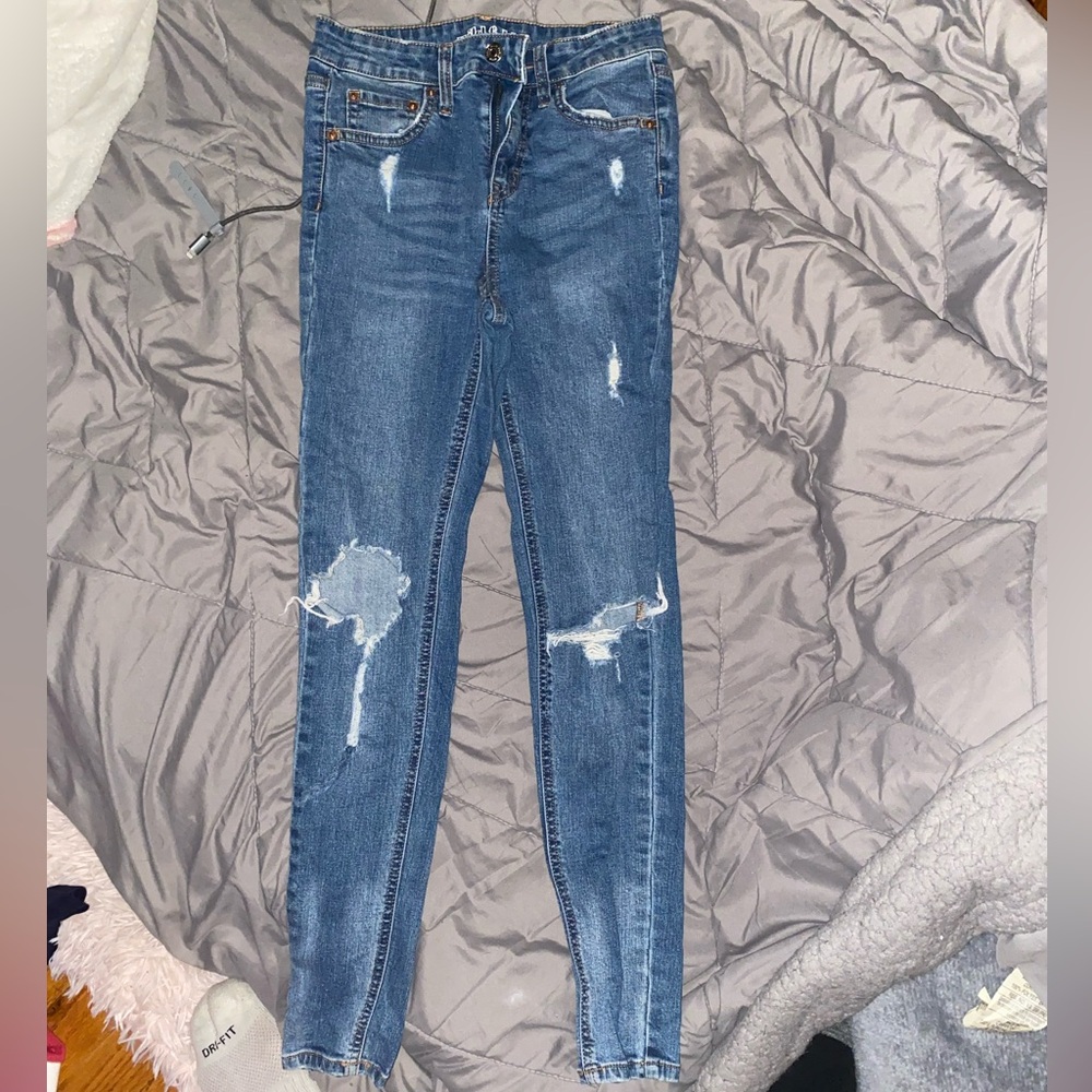 skinny ripped jeans
